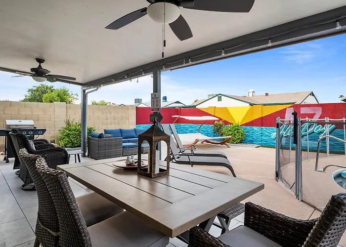 Retreat: Refreshing Pool~ Golf ~games Asu Holiday home