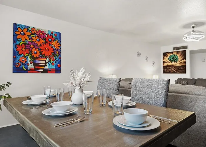 Holiday home Retreat: Refreshing Pool~ Golf ~games Asu